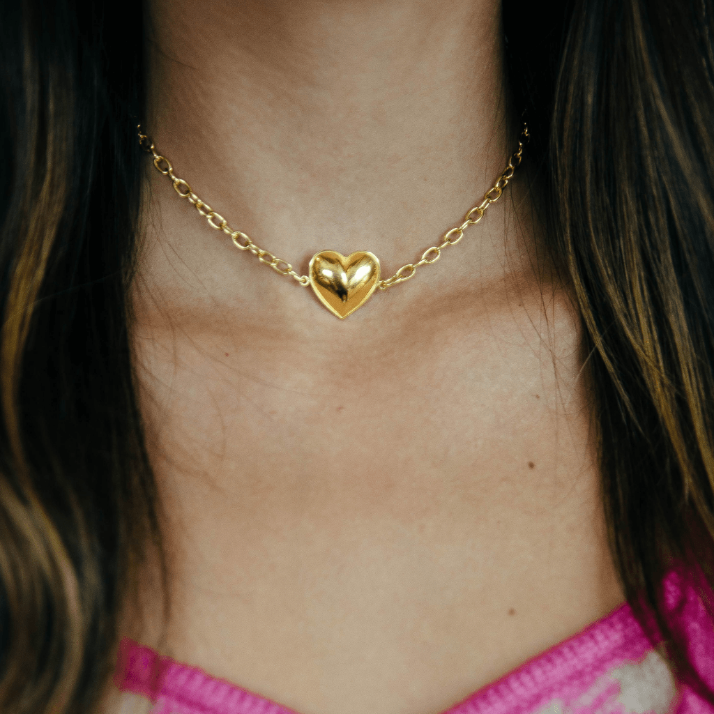 Gold heart necklace