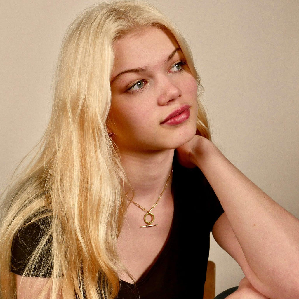 Ida Large T-Bar Elia Necklace - Anna Lou of London