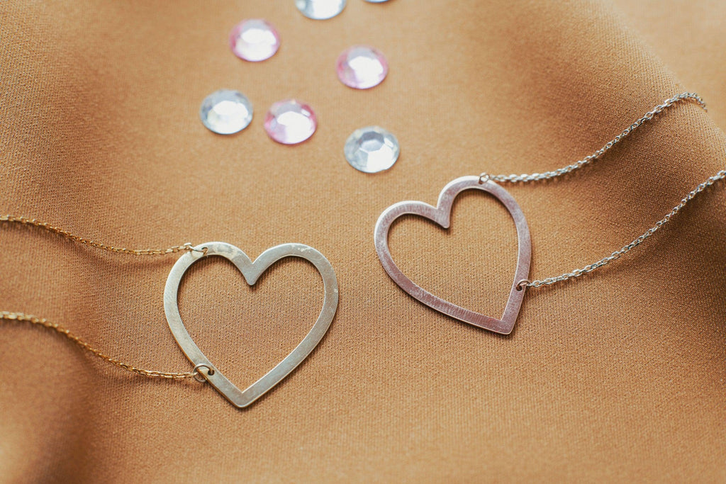 Heart Sideway Necklace - Anna Lou of London