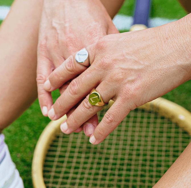 Signet ring 2025 pinky finger